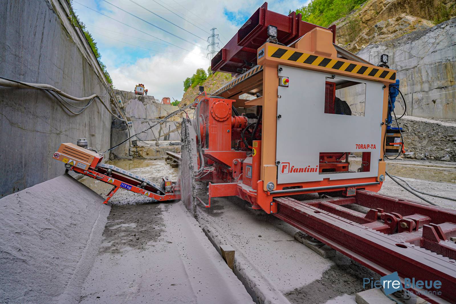 Extraction-sciage-carriere-6